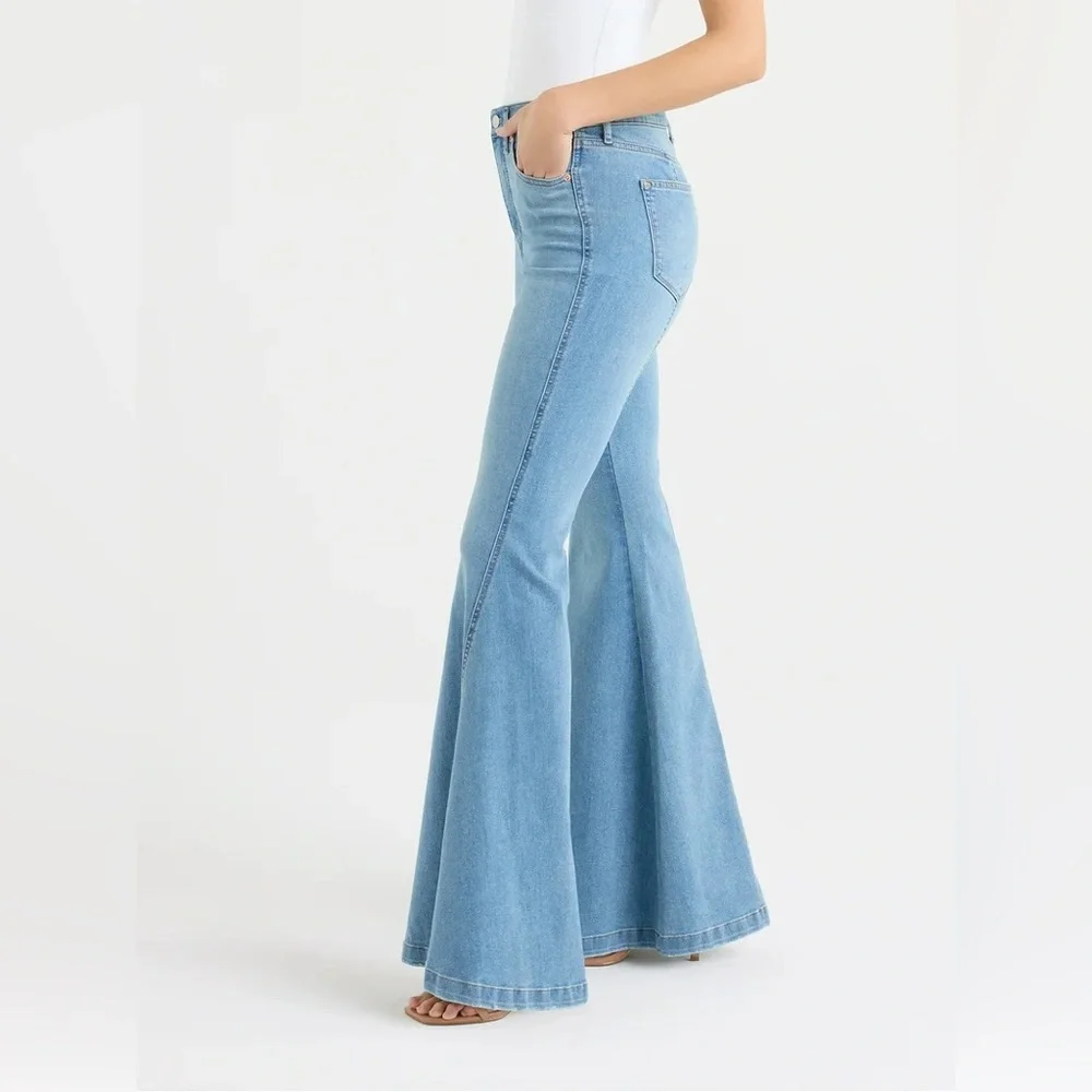 Super Flare light wash jeans - Picture 6 of 7